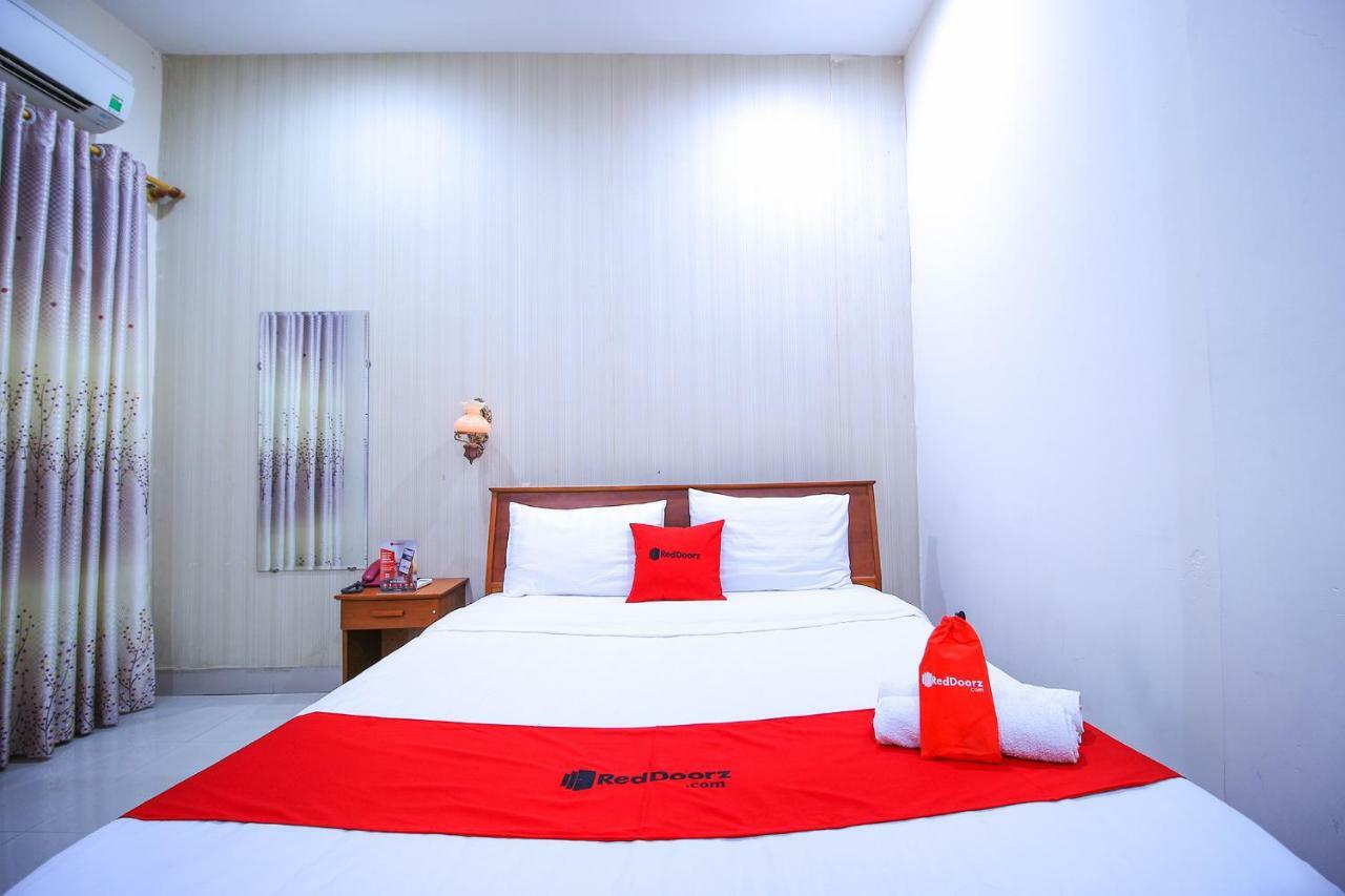Reddoorz Near Han Market Da Nang Exterior photo